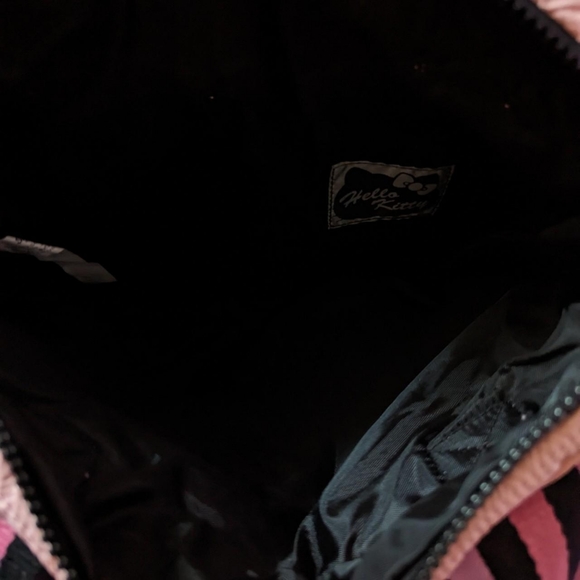 hello kitty purse - Picture 2 of 4